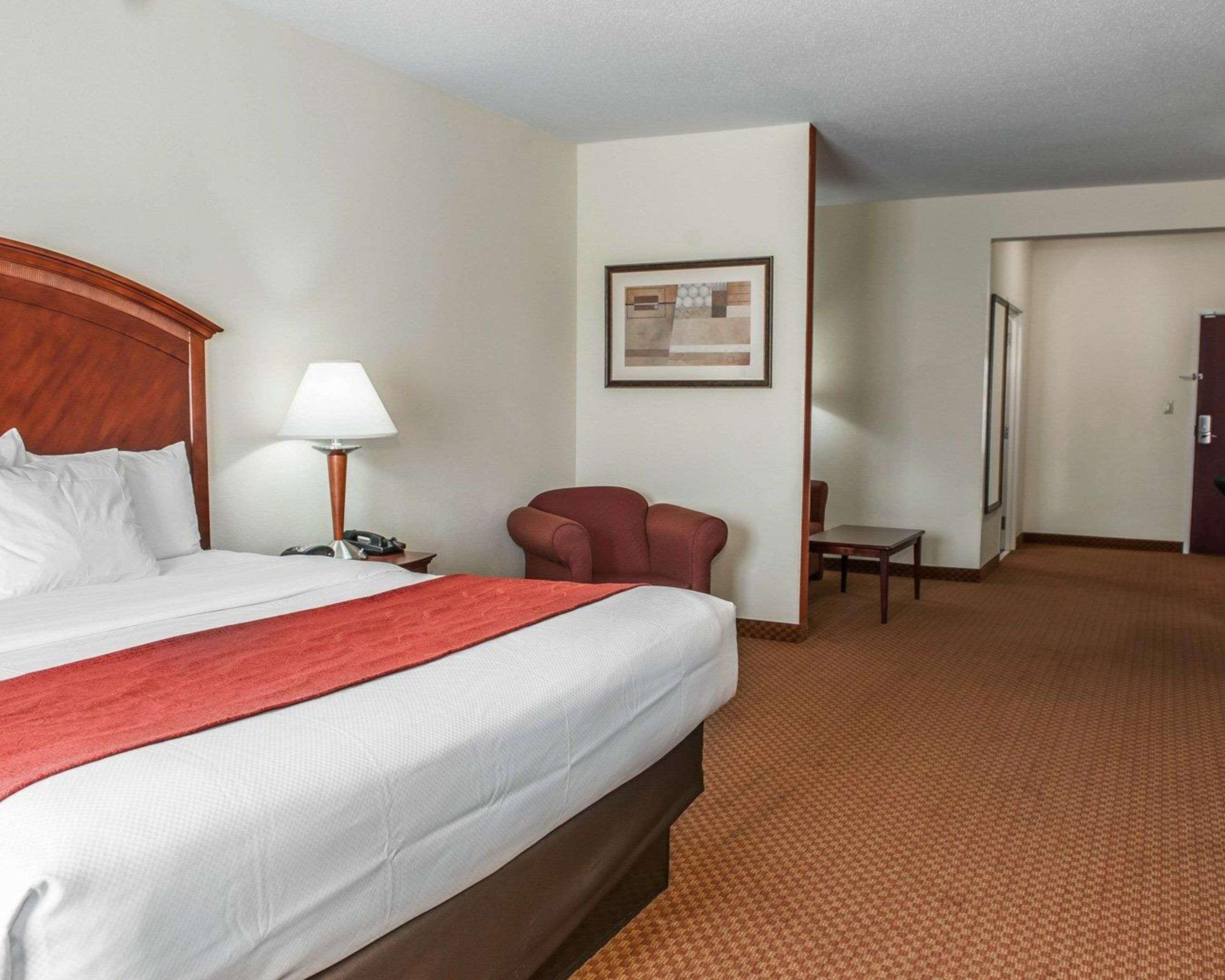 Comfort Suites Near Indianapolis Airport Exterior foto